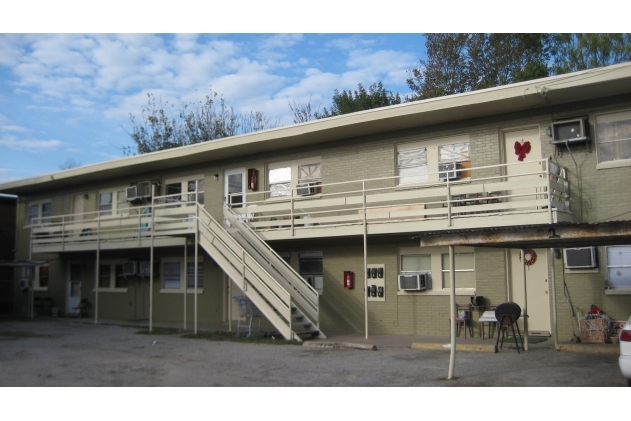 The Kensington Apartments in Houston, TX - Building Photo