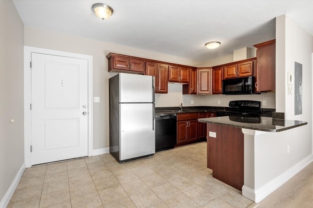 205 Elm St in Quincy, MA - Building Photo