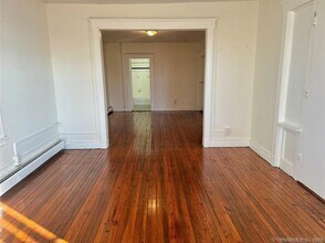 535 Quinnipiac Ave in New Haven, CT - Building Photo - Building Photo