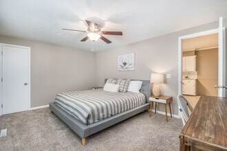 4959 S 134th St in Omaha, NE - Building Photo - Building Photo