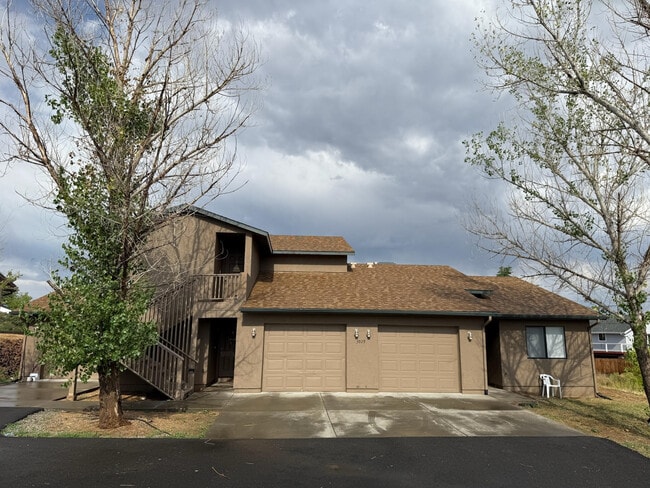 3929 N Dana Ct, Unit 1