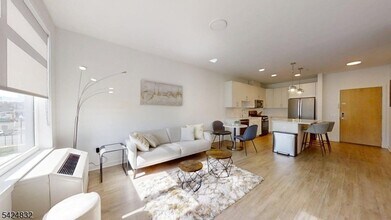 1181 Morris Ave in Union, NJ - Foto de edificio - Building Photo