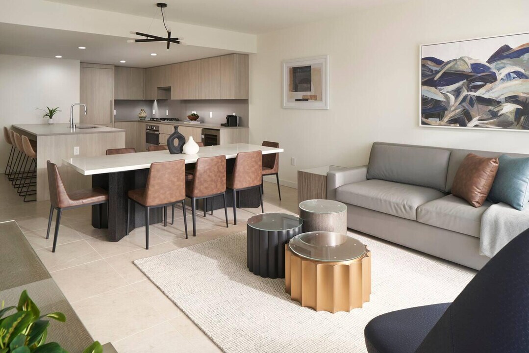 111 Boren Ave N in Seattle, WA - Building Photo
