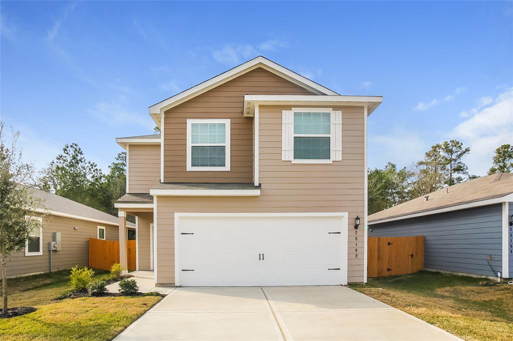 25233 Dickens Dr in Magnolia, TX - Building Photo