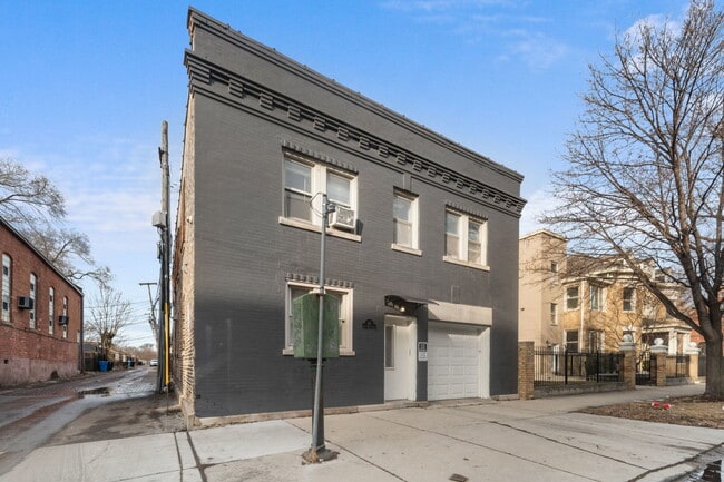 64 E 46th St in Chicago, IL - Building Photo - Building Photo
