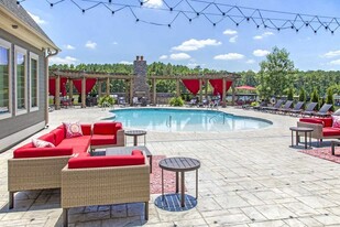 Century Lakeshore Crossings in Birmingham, AL - Building Photo