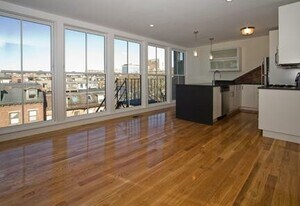 656 Massachusetts Ave, Unit 6 in Boston, MA - Building Photo