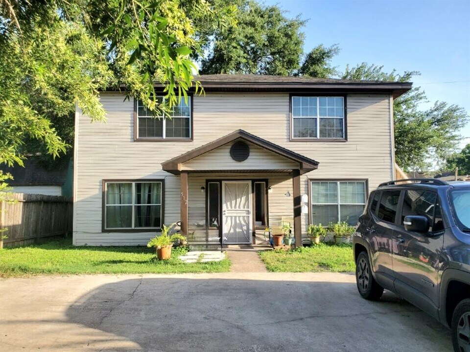 512 Avenue A in South Houston, TX - Building Photo