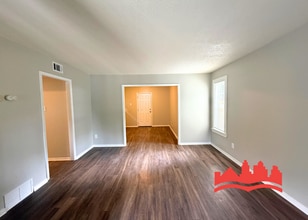 3907 Lowin Cove in Memphis, TN - Building Photo - Building Photo