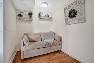 6300 Flagler St in Hollywood, FL - Building Photo - Building Photo