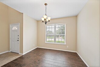 10022 Taylor Springs Ln in Tomball, TX - Building Photo - Building Photo