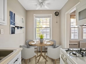 4491 MacArthur Blvd NW, Unit 303 in Washington, DC - Building Photo - Building Photo