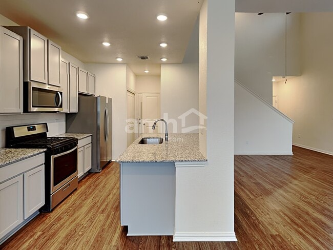 175 Pebble Creek Run in New Braunfels, TX - Building Photo - Building Photo