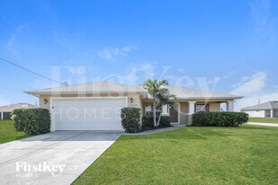 4026 NE 22nd Ave in Cape Coral, FL - Building Photo