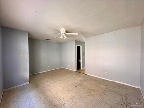 8 Sugar Cane Dr in Weslaco, TX - Building Photo - Building Photo