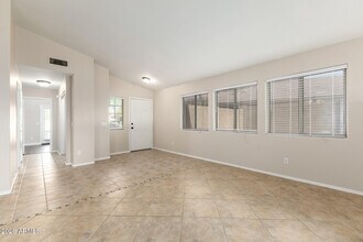 17537 W Wind Drift Ct in Goodyear, AZ - Building Photo - Building Photo