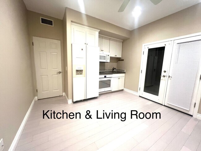 9492 Darling Rd in Ventura, CA - Building Photo - Building Photo