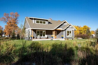 509 Broadway St in Willow Creek, MT - Building Photo - Building Photo