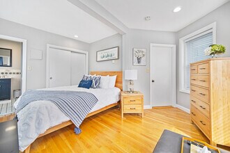 2 Holden Ct in Boston, MA - Building Photo - Building Photo