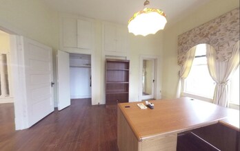 906 Chestnut St in San Marcos, TX - Building Photo - Building Photo