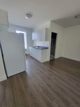 9341-9341 Nowell St in Chilliwack, BC - Building Photo - Building Photo