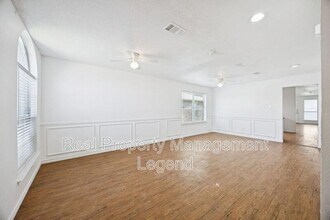 8109 Dripping Springs Dr in Fort Worth, TX - Building Photo - Building Photo