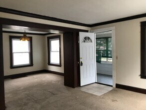 377 Avis St in Rochester, NY - Building Photo - Building Photo