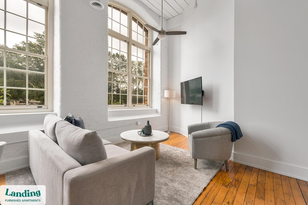 31 Victor St in Greenville, SC - Building Photo