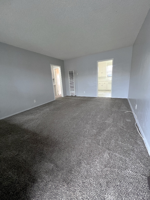 722 E Carson St in Long Beach, CA - Foto de edificio - Building Photo