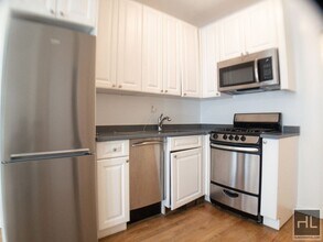 1273 3rd Ave in New York, NY - Building Photo - Building Photo