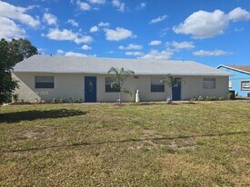 2809 Jefferson Pkwy in Fort Pierce, FL - Building Photo