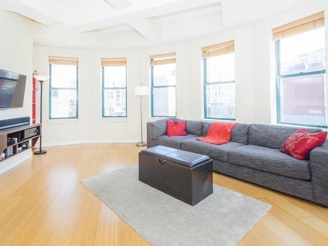 40 Fay St in Boston, MA - Building Photo - Building Photo