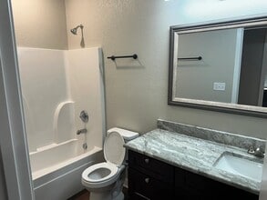 3604 Bay St, Unit #A in Pine Bluff, AR - Building Photo - Building Photo