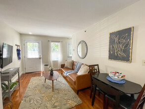 23 Jay St, Unit C in Cambridge, MA - Building Photo - Building Photo