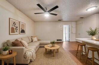 619 Race St in Crowley, TX - Building Photo - Building Photo