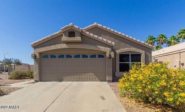 4704 E Desert Wind Dr.