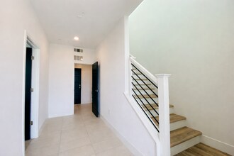 462 W Mahogany Ln in Clovis, CA - Building Photo - Building Photo