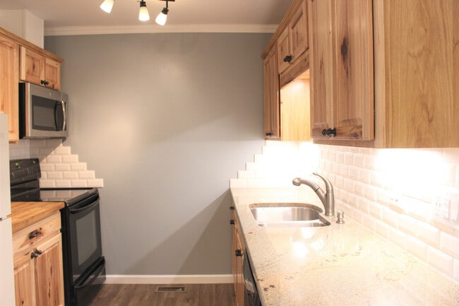 property at 380 Paradise Cir