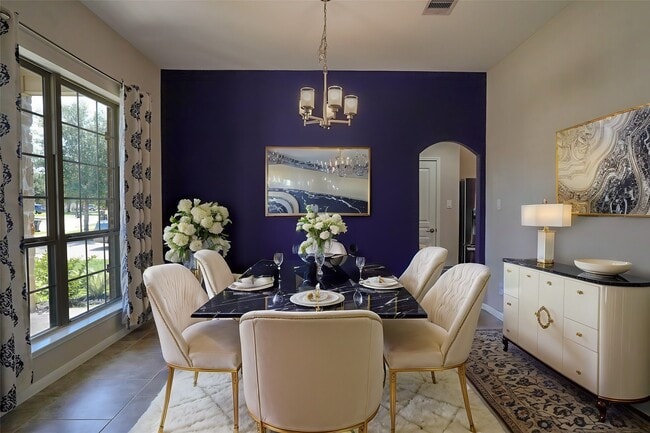 7818 Lake Commons Dr