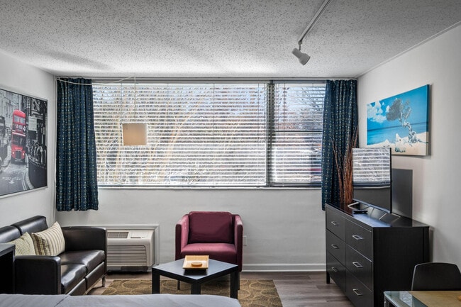 property at 47 25th St NW