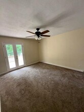 205 Westridge Dr in High Point, NC - Foto de edificio - Building Photo