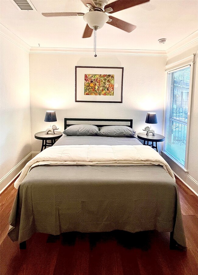 property at 2109 N Red Cedar Cir