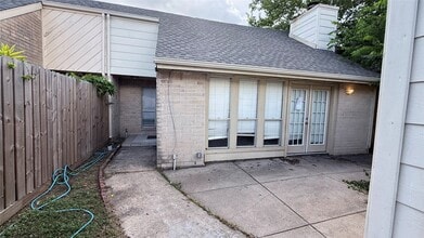 4106 Boone Rd in Houston, TX - Building Photo - Building Photo