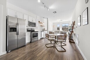 1900 12th Ave S, Unit 322 in Nashville, TN - Building Photo