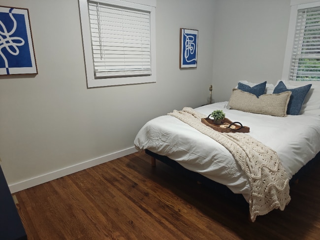 920 Friendly Pl in Charlotte, NC - Building Photo - Building Photo