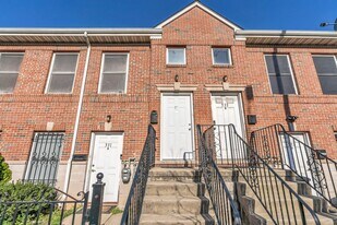 529 M.L.K. Drive in Jersey City, NJ - Building Photo