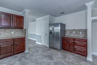 126 Walnut Crest Run in Sanford, FL - Building Photo - Building Photo