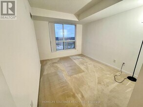 4850 Glen Erin Dr in Mississauga, ON - Building Photo - Building Photo