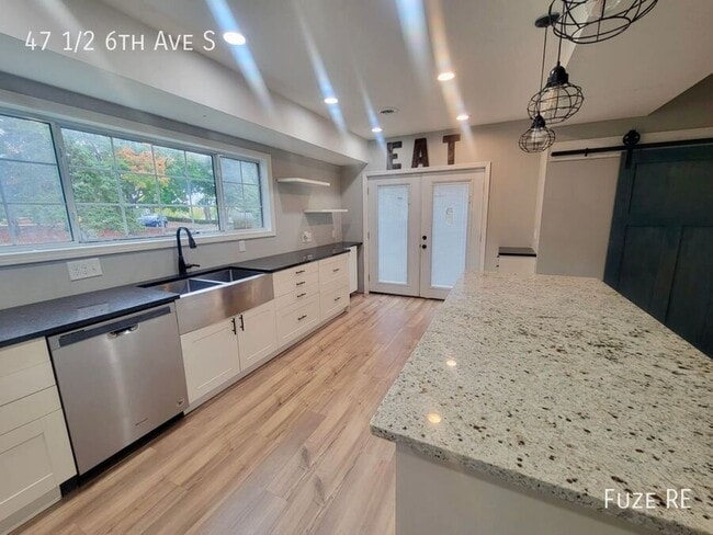 property at 47 1/2 6th Ave S