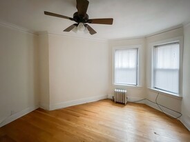 4723 N Leavitt St, Unit 1D in Chicago, IL - Building Photo